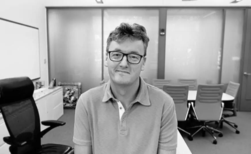 圖為普林斯頓大學化學係教授David MacMillan. 圖為普林斯頓大學化學係教授David MacMillan.