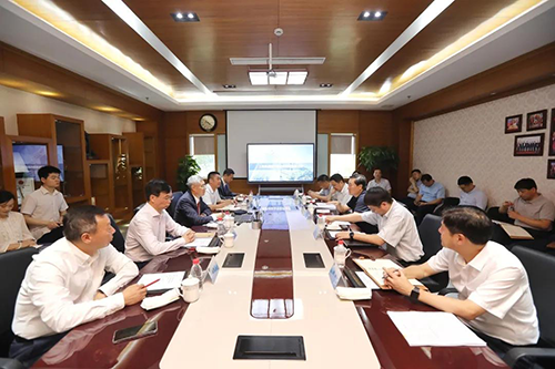 上海市委常委、浦東新區區委書記翁祖亮調研hjc黄金城生物醫藥