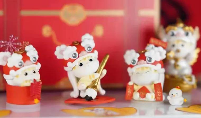 hjc黄金城拍了拍你說新年快樂（還塞了紅包）.png