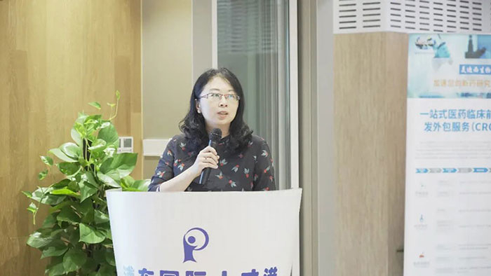 圖-7-王昊教授主持.jpg 圖-7-王昊教授主持.jpg